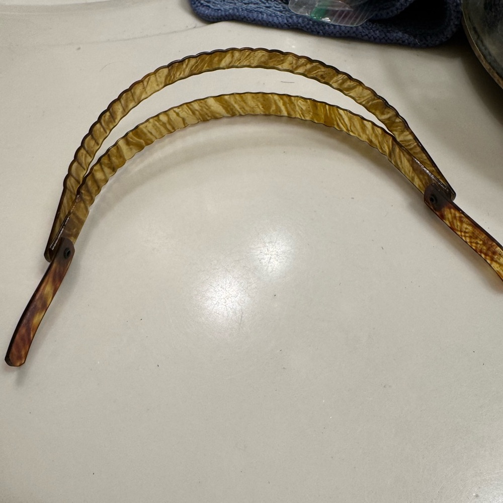 Vintage La Parisienne rollette hair clip